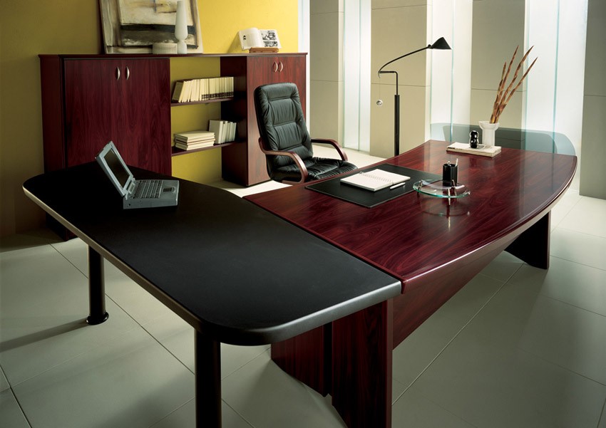 Офисная мебель столы руководителя на заказ в Могилеве